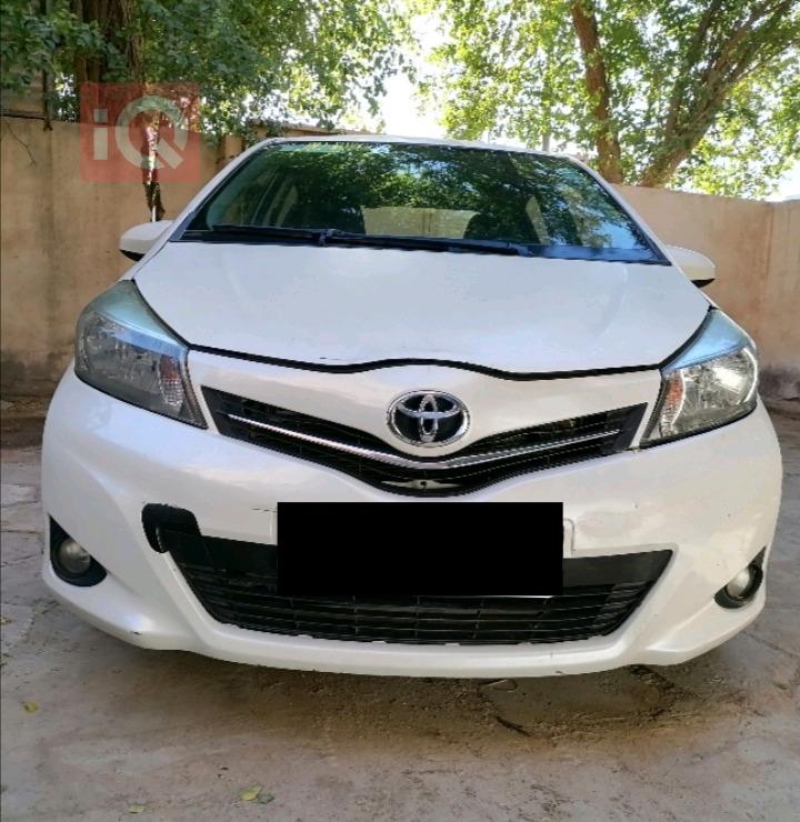 تۆیۆتا یارس
